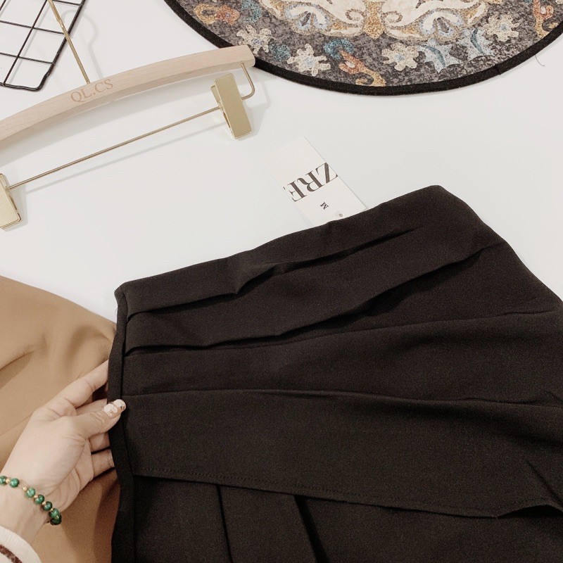 Chân váy dáng A xếp ly lệch | BigBuy360 - bigbuy360.vn