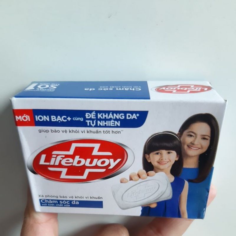 1 bánh xà phòng tắm ( rửa tay ) Lifebuoy 90g