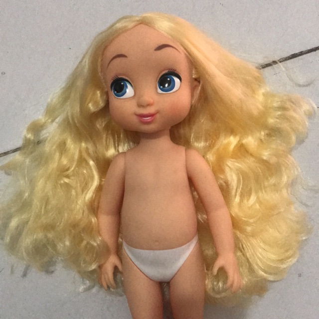 Búp bê của chị Châu