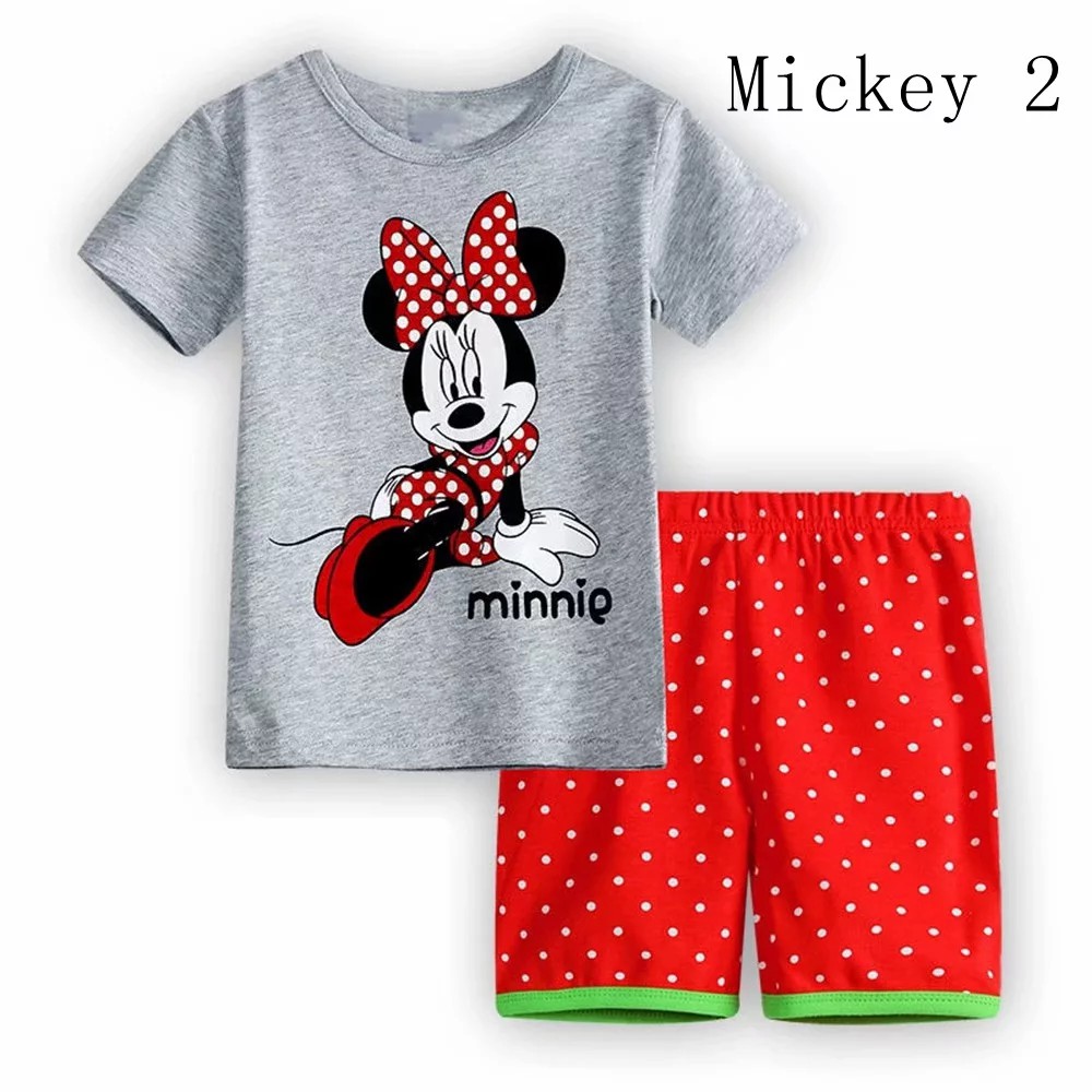 Set đồ ngủ áo thun tay ngắn hình chuột Mickey kèm quần cho bé