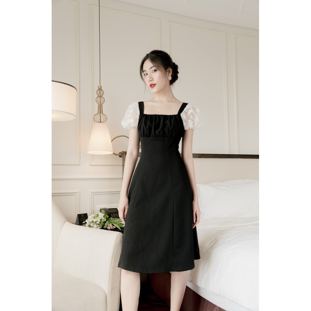 [Mã FAMALLT5 giảm 15% đơn 150k] RẬP - Đầm Đen Tay Ren Bèo Nhún - R 04 | BigBuy360 - bigbuy360.vn