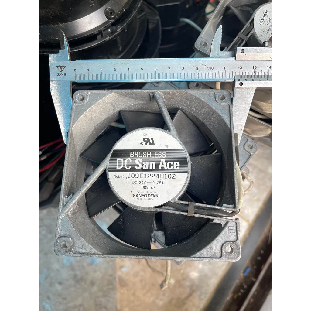 QUẠT HÚT 12VDC VÀ 220V THÁO TỦ ĐIỆN