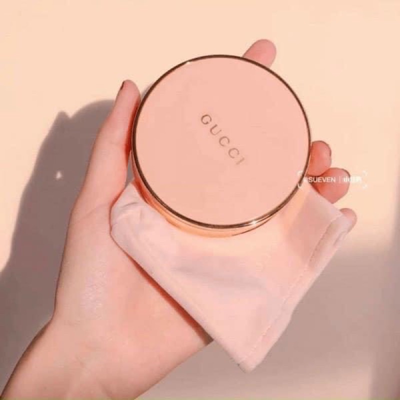 Phấn nén Gucci Poudre de Beaute Mat Naturel