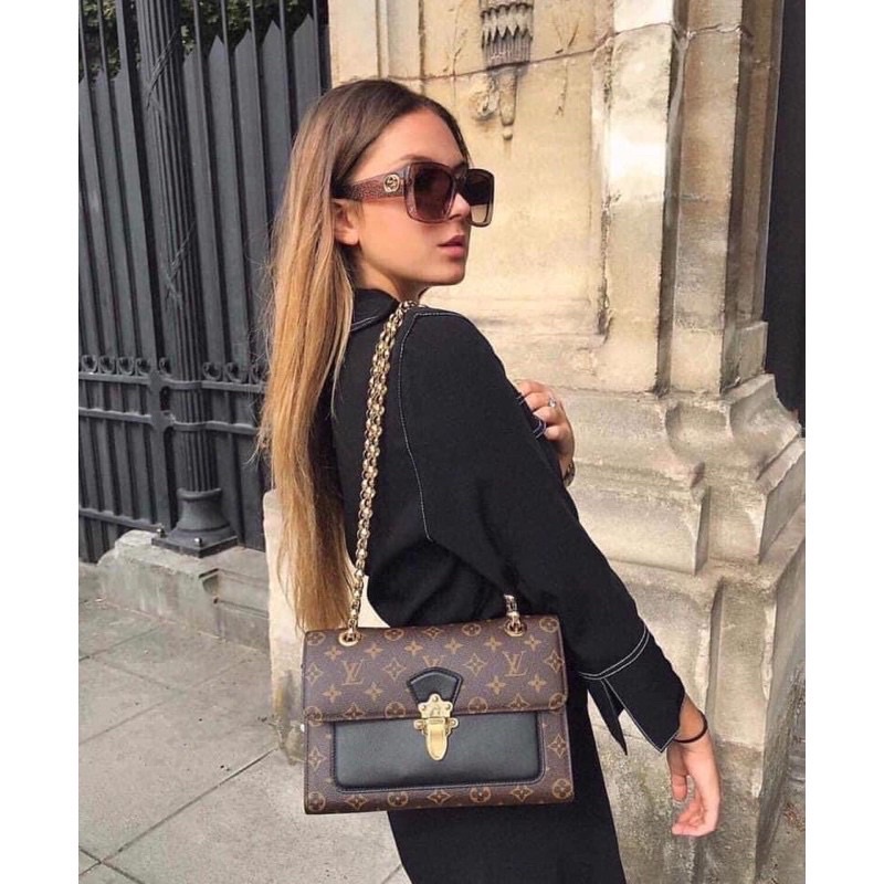 Túi xách đeo vai dây xích nặng size 26cm
