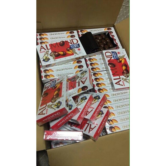 SOCOLA HẠNH NHÂN MEIJI, NHẬT