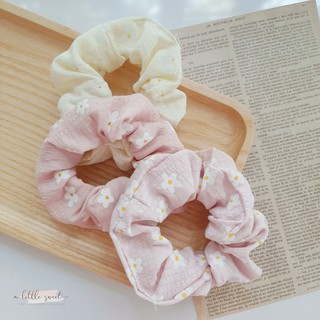 Dây cột tóc scrunchies hoa cúc daisy lãng mạn