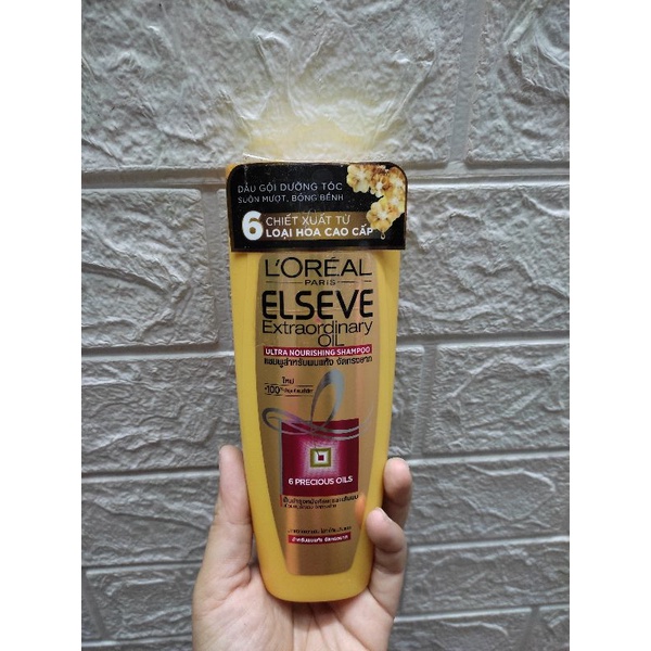 Dầu gội chiết xuất tinh dầu hoa tự nhiên L'Oreal Paris Elseve Extraordinary Oil Ultra