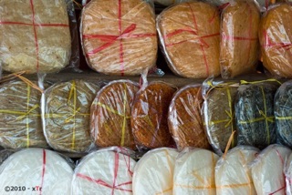 Bánh tráng mè Phan Thiết 1 xấp/50c