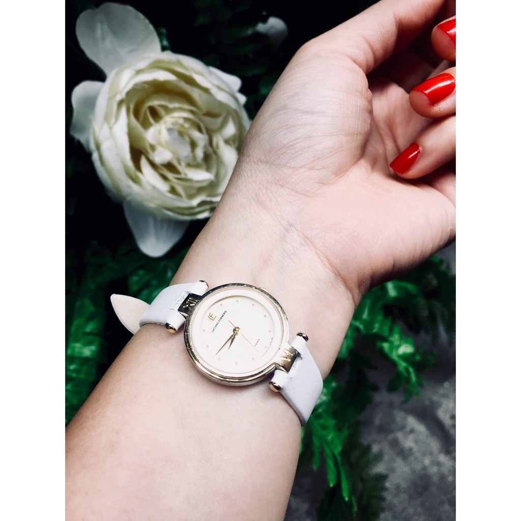 [CITIZEN] Đồng hồ nữ dây da hiệu Citizen