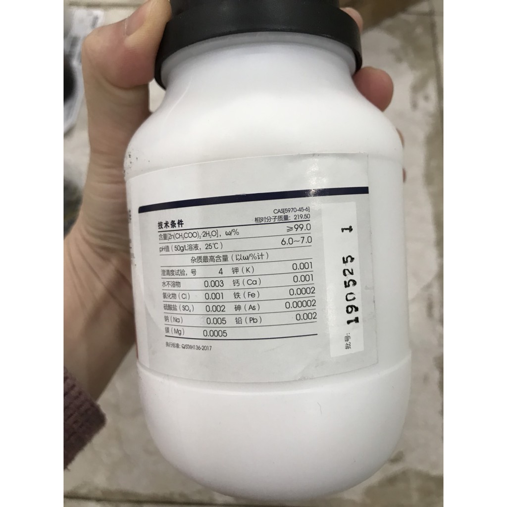 Kẽm acetat Zinc acetate dihydrate Xylong CAS 5970-45-6 C4H6O4Zn lọ 500g Zn(CH3COOH)2