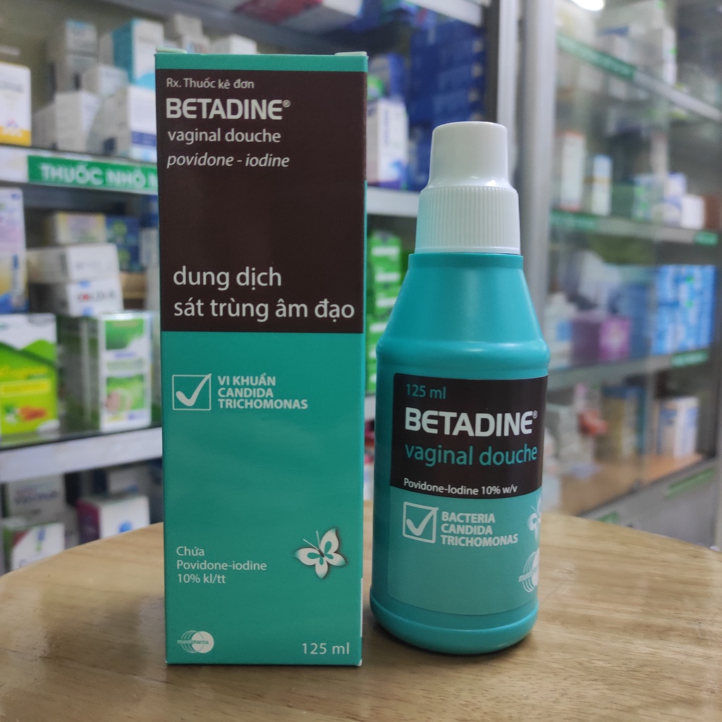 Dung dịch phụ khoa Betadine chai 125ml