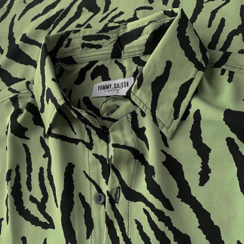 Unisex Shirt US-5 Sơ mi nam nữ họa tiết xanh lá | BigBuy360 - bigbuy360.vn