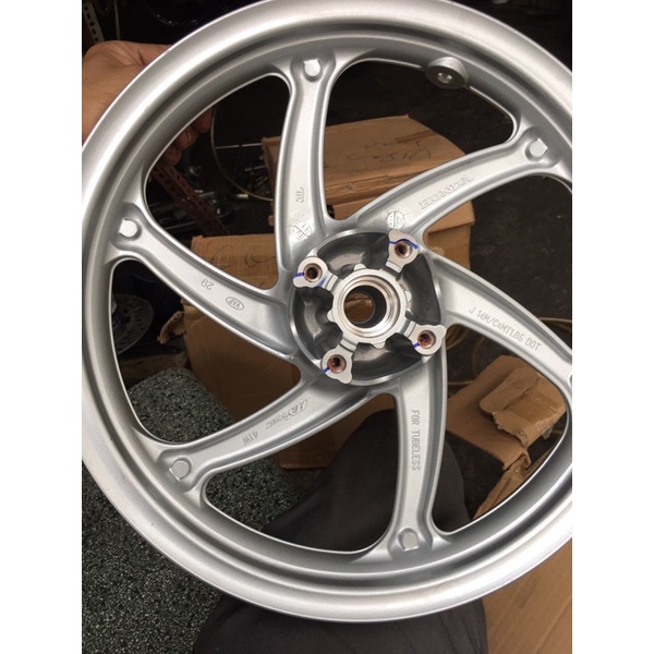 Mâm trước vision 2020