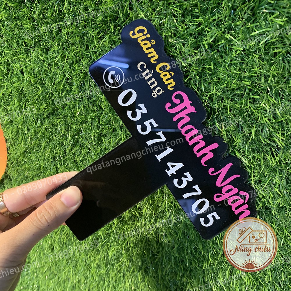 Bảng cầm tay đạo cụ chụp hình sản phẩm _ free thiết kế theo yêu cầu