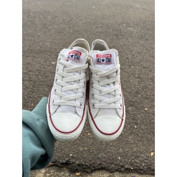 Giày Converse cổ thấp màu trắng 2hand Real 100%