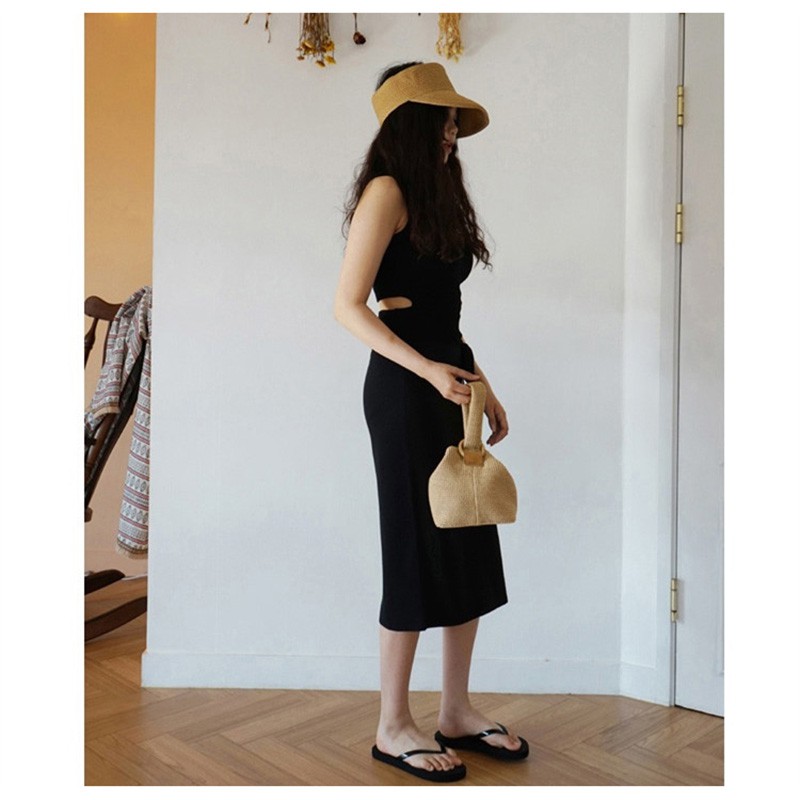 Túi cói Bằng Rơm Dệt Hình Vuông Nhỏ Có Khóa Vòng Dễ Thương