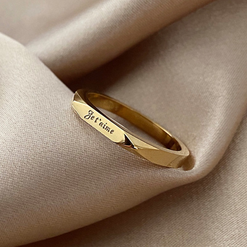 Nhẫn Nữ Kiểu Hàn Khắc Chữ Je t'aime Titan Ko Đen TT 4364