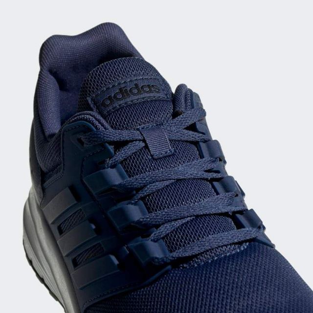 Giày adidas hàng nhật