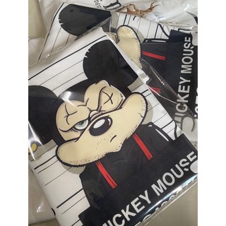 Áo Thun Nam Nữ Chuột Mickey Bảng