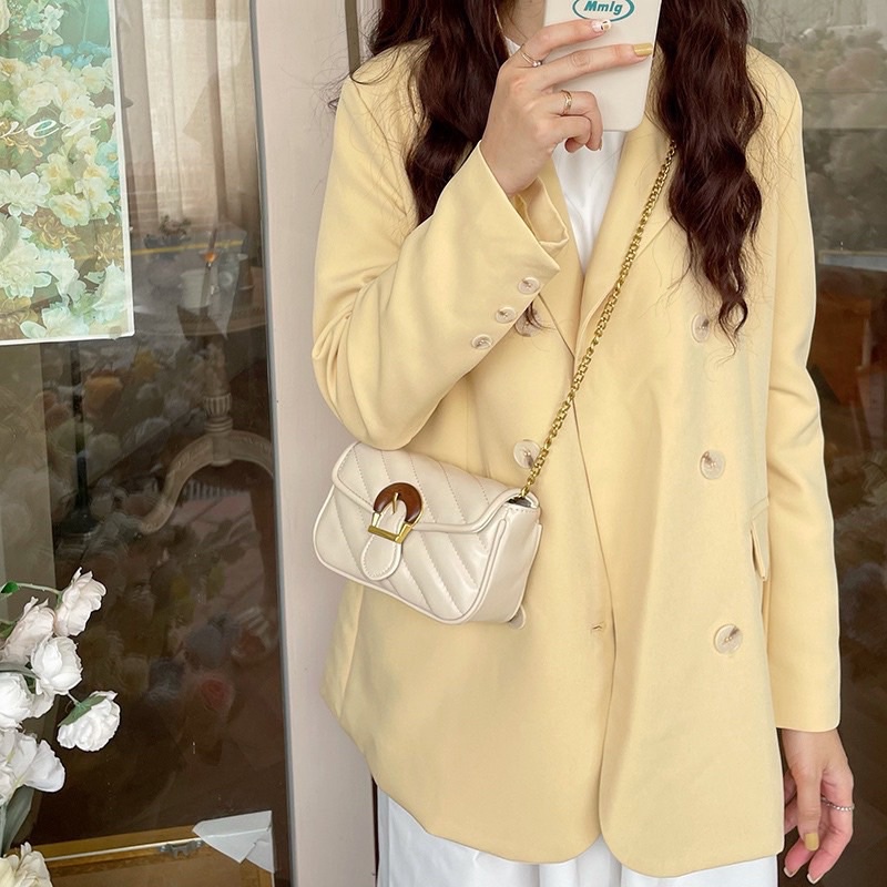 Túi trám chéo khuy gỗ 18cm