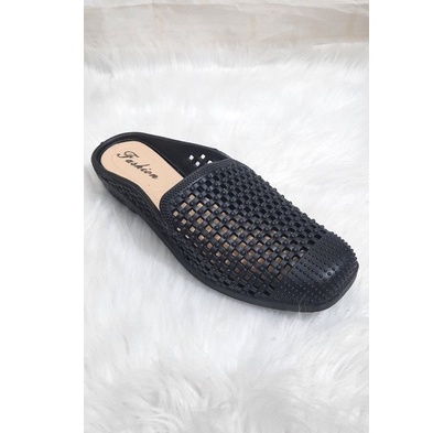 GIÀY SỤC NHỰA LỖ THOÁNG ĐI MƯA NỮ CAO 3CM ( ĐẶT TĂNG LÊN 1 SIZE)