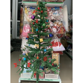 Cây thông Noel full phụ kiện