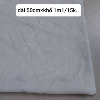 Vải gấm hàng khúc , mảnh nhỏ.
