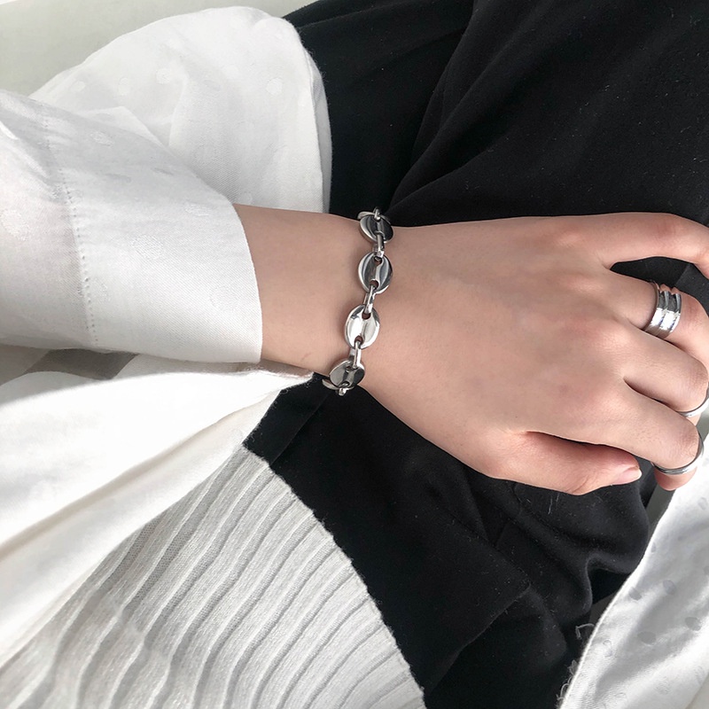 Vòng Tay Khóa Inox Hình Mũi Heo Thời Trang Mới Cho Nữ