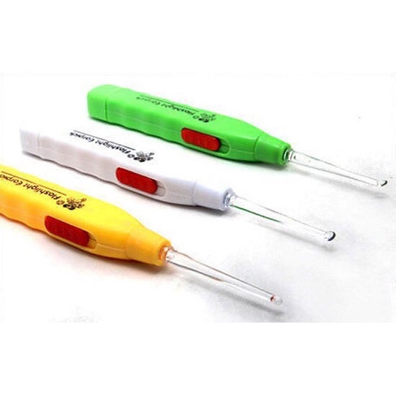 Cây ngoáy tai có đèn tiện dụng cho cả nhà