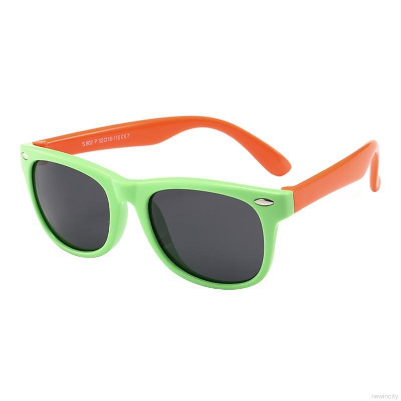 Kính mát Silicone chống bức xạ cho bé