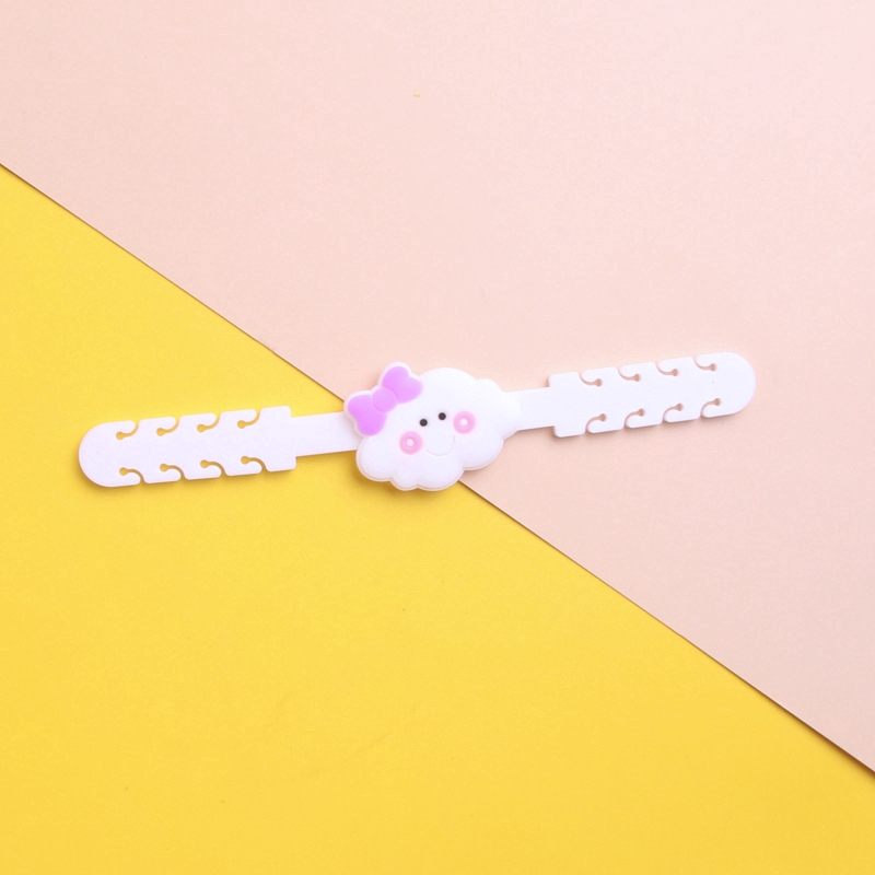 Móc đeo tai khẩu trang WE FLOWER bằng silicon nối dài không gây đau