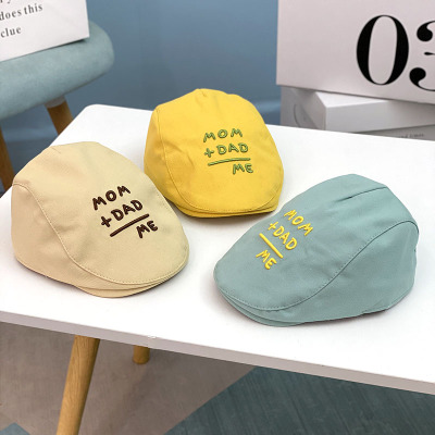 Mũ lưỡi trai in chữ dành cho bé
