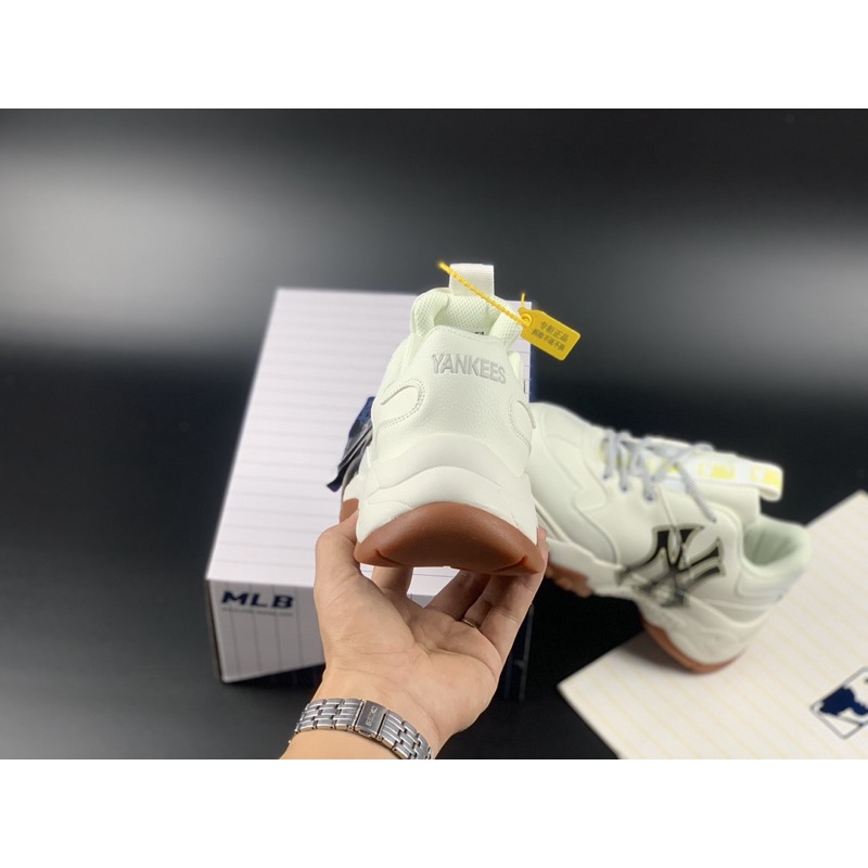 Giày thể thao/ Sneaker Hàn Quốc NY đế nâu (Full box + tặng kèm tất sneaker)