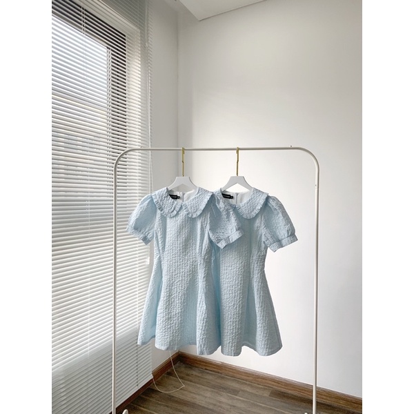 [Mã FAMARAL1 giảm 10K đơn 50K] Sibling House - Đầm tay phồng cổ bèo vải xốp Mochi | BigBuy360 - bigbuy360.vn