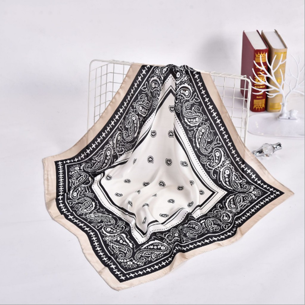 Khăn áo yếm vuông tự thắt phong cách Bandana chất liệu lụa satin mịn mát 70x70 cm