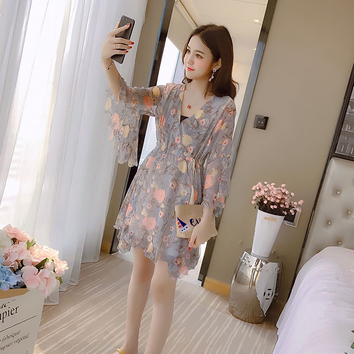 Đầm Chiffon Cổ Chữ V Tay Loe In Họa Tiết Hoa Phong Cách Mới Dành Cho Nữ 2022