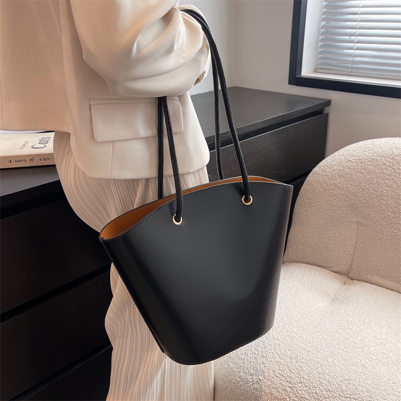 Túi đeo vai IELGY kích thước lớn thời trang đường phố dành cho nữ