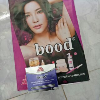 Kem dưỡng trắng da chống nắng bood 10 g