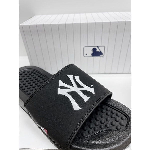 [CHÍNH HÃNG] DÉP MLB NỘI ĐỊA HÀN LOGO NY CÓ HẠT MASSAGE - MLB CHÍNH HÃNG UNISEX NAM NỮ (HÀNG CÓ SẴN) - CÓ BILL - CS002
