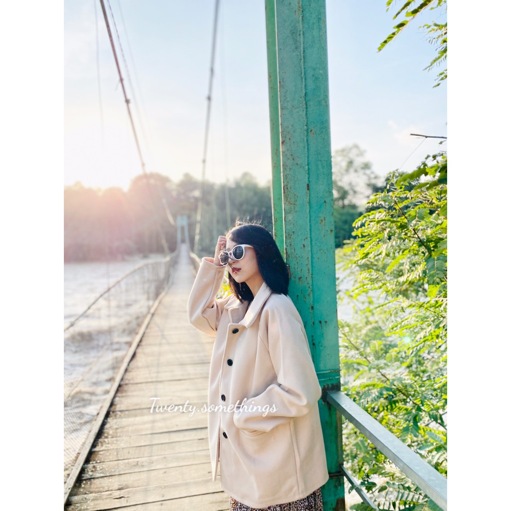 Kính râm thiết kế mắt mèo kiểu Hàn Quốc | BigBuy360 - bigbuy360.vn