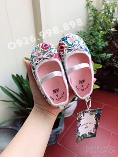 Giày Hm auth cho bé gái- ảnh tự chụp