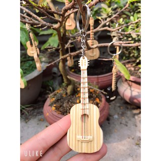 Móc Khóa Tăm Tre Đàn Guitar