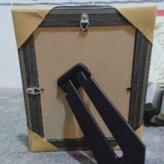 (Để bàn) Khung 13*18 bản 1.5cm