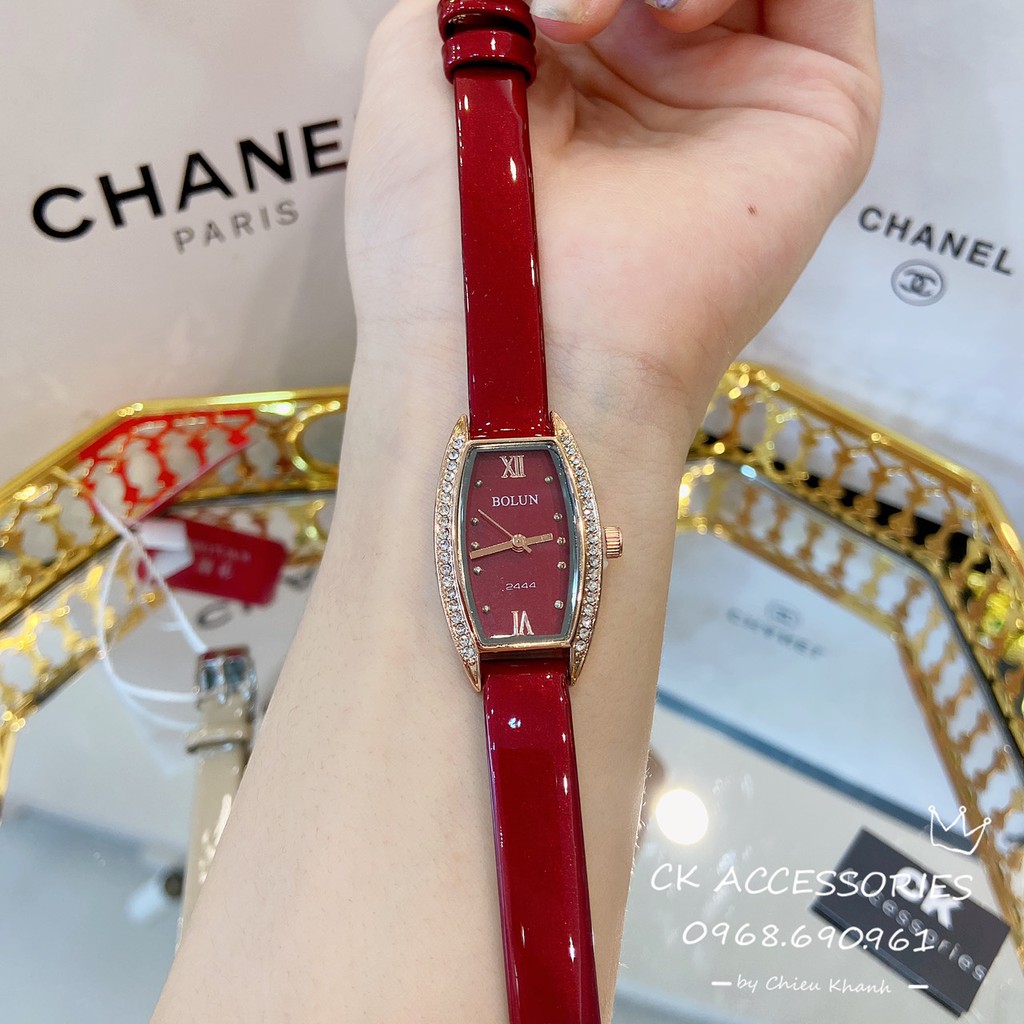 Đồng hồ nữ Bolun dây da mặt hình thùng rượu viền đá ảnh thật