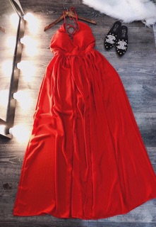 ĐẦM MAXI ĐỎ CỔ YẾM ĐAN DÂY (KÈM HÌNH THẬT)