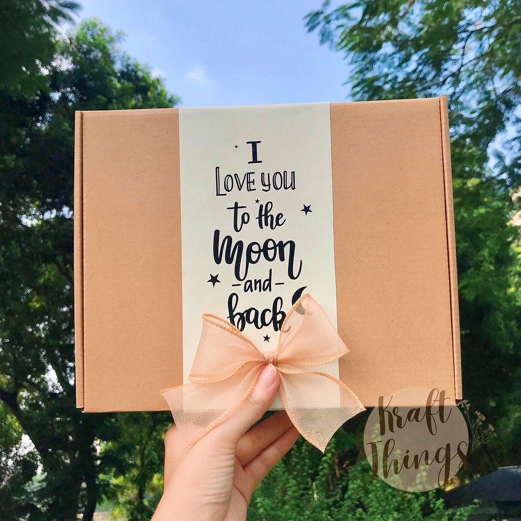 Hộp đựng quà kraft Moon &amp; Back - Hộp quà tặng bạn gái, bạn trai Valentine 14/2 kèm rơm lót Kraft Thing