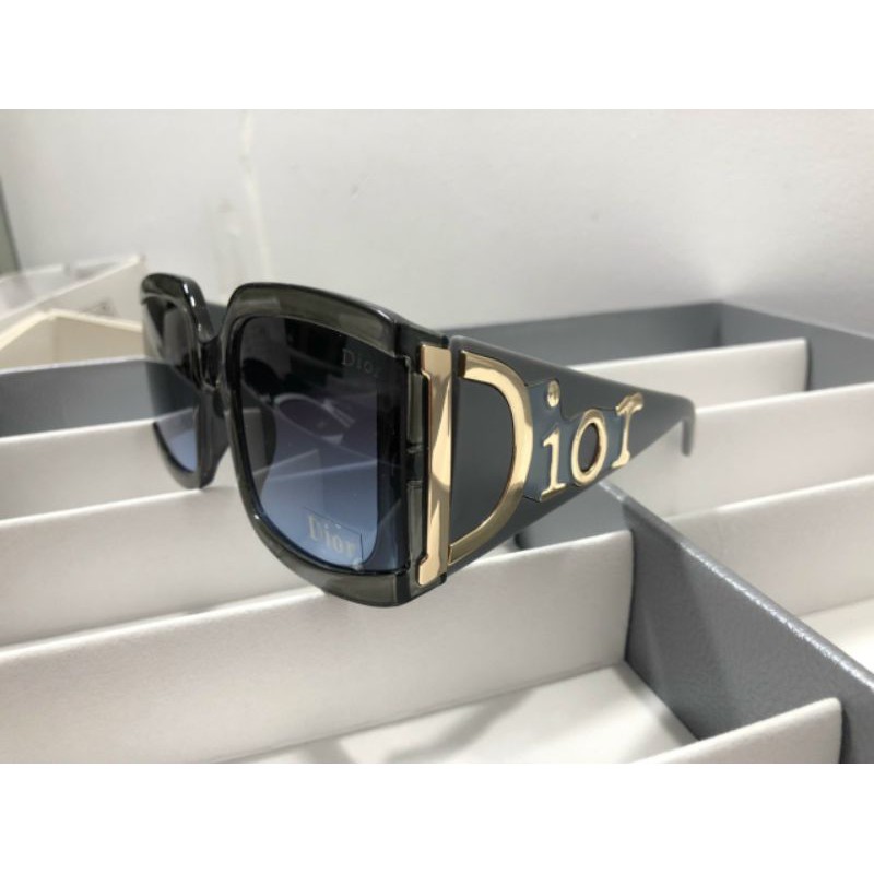 mắt kính thời trang nữ kiểu dáng sang trọng UV 400