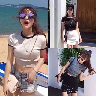 Áo thun crop top