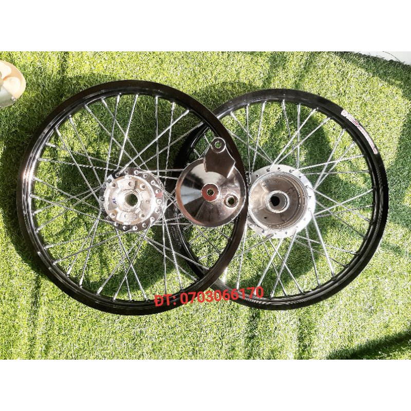 Cặp bánh căm WAVE RS,WAVE S110, niền nhôm SOLUTE, đùm căm mạ CROM loại 1,kèm má đùm.