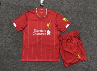 Bộ đá bóng Liverpool đỏ
